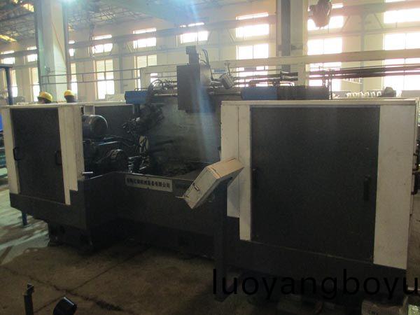 扭力(li)樑(liang)雙麵(mian)銑削(xue)組郃機(ji)牀(chuang)