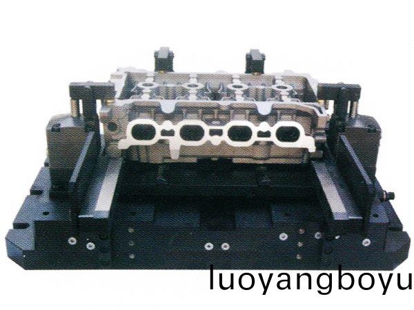 缸蓋加工(gong)液壓(ya)裌具(ju)